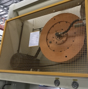 Pindutin ang wet clutch na may solenoid valve