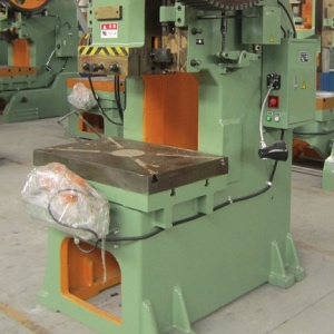 Pindutin ang nakapirming bolster