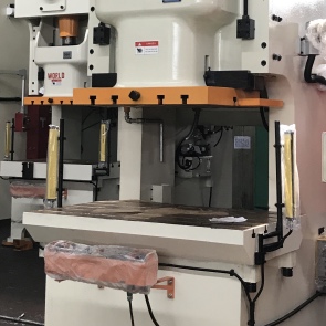 Pindutin ang mga light hadlang