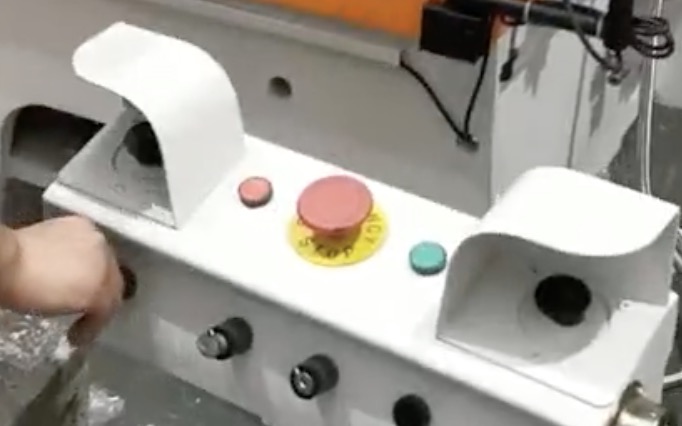 switch-press machine stroke adjustment.