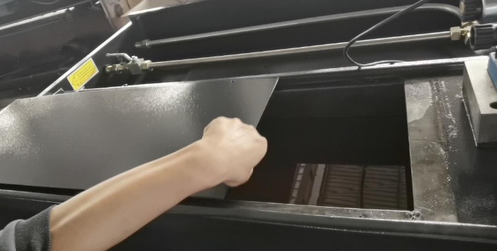 Pagpuno ng haydroliko oil-shearing machine