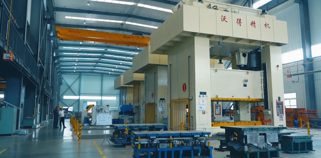 Car Body Parts Stamping Line.