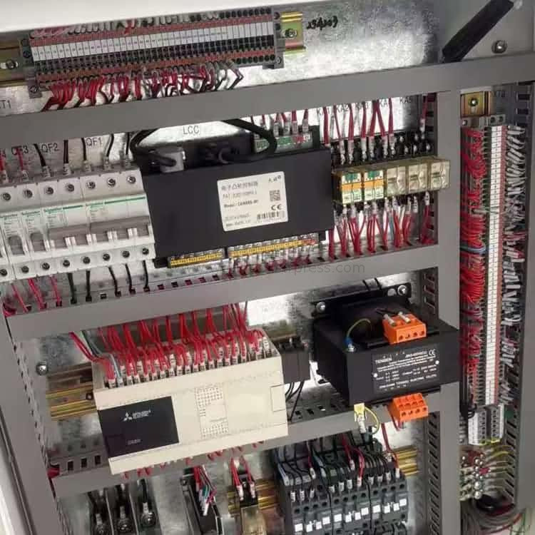 JH21-63L Haba ng stroke na nababagay na pindutin na may kapasidad na 63ton